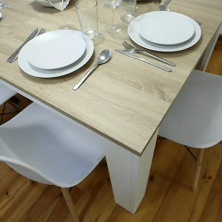 Andagoia By Smiling أونذاريبيا